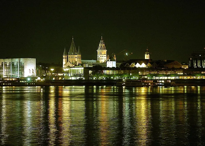 מלון Ac By Marriott 4*